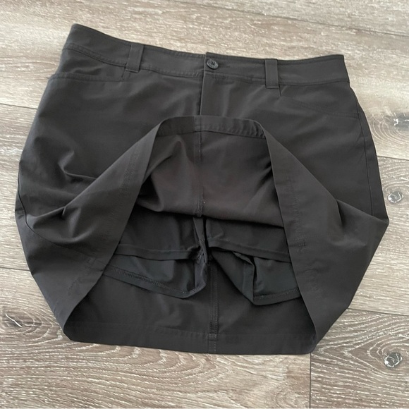 Eddie Bauer Adventurer 2.0 Skort
Black
Size 8 - Picture 5 of 8